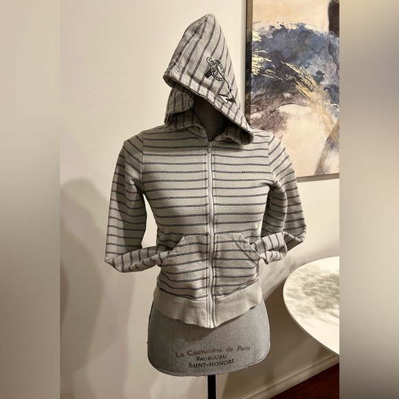 Sailor Jerry Tattoo Women’s Cropped Zip Up Hoodie - Picture 2 of 7